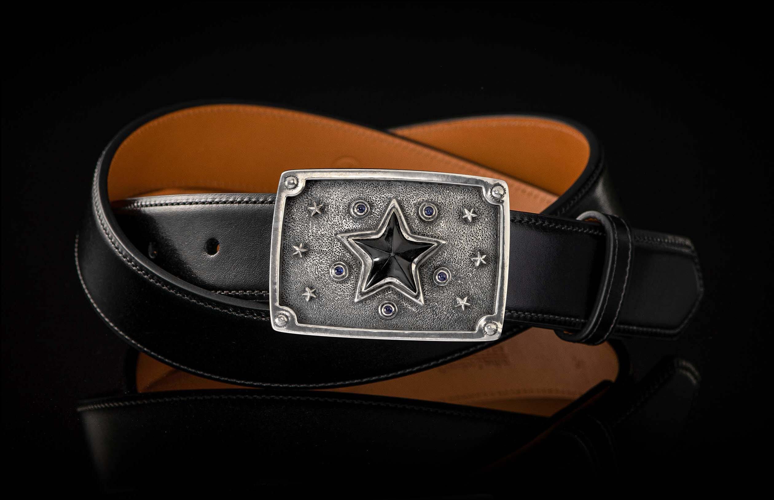Collectable belt buckles top