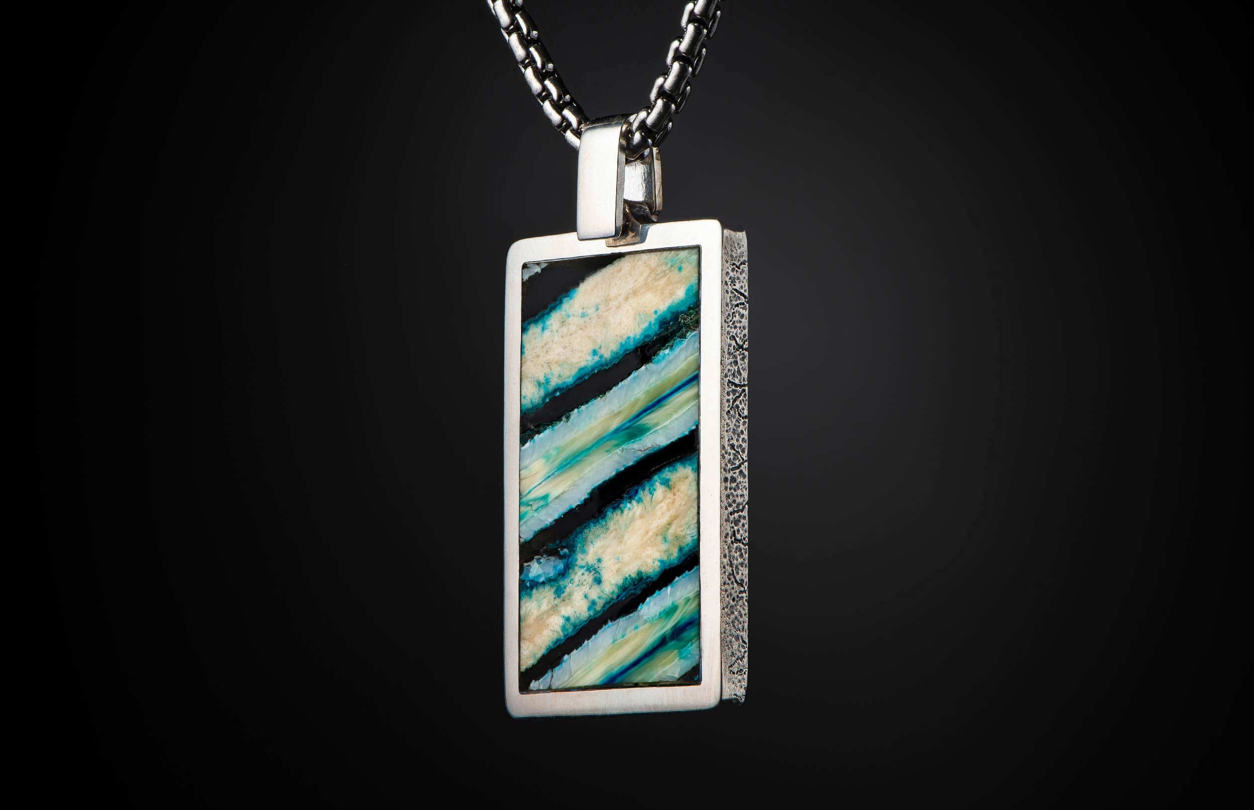 Green Mammoth Pinnacle